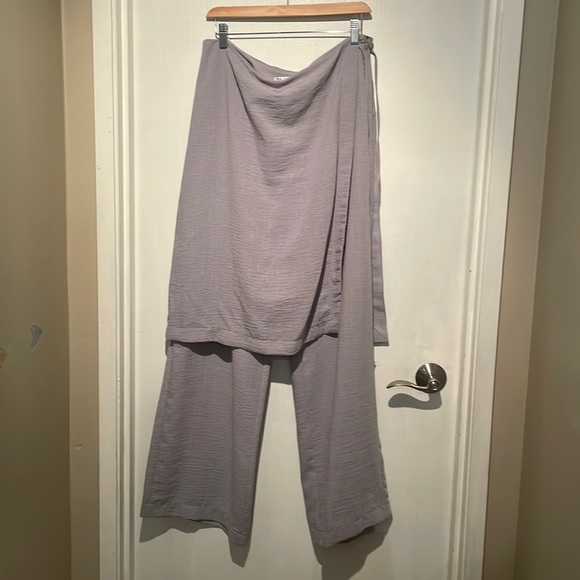 Zara Pants L - Picture 1 of 4